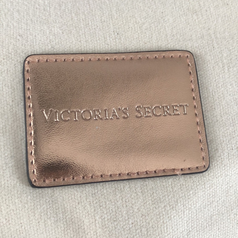 NWT. Victoria’s Secret canvas tote with rose gold - Picture 6 of 6